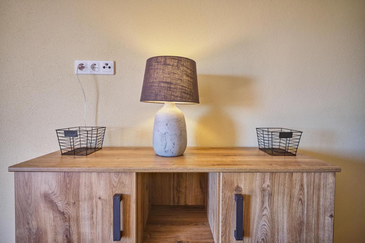 Anovi Holiday Homes By Litto Trogir Exteriör bild