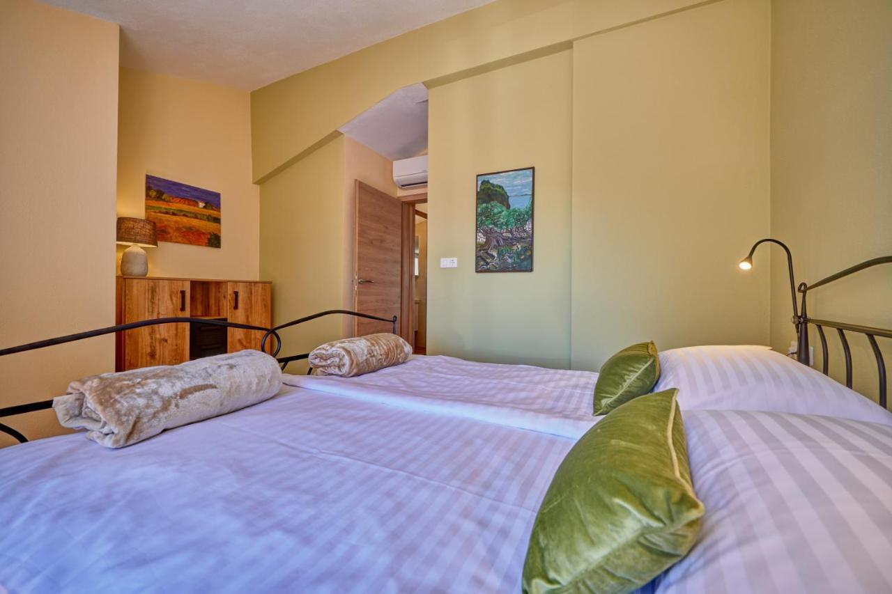 Anovi Holiday Homes By Litto Trogir Exteriör bild