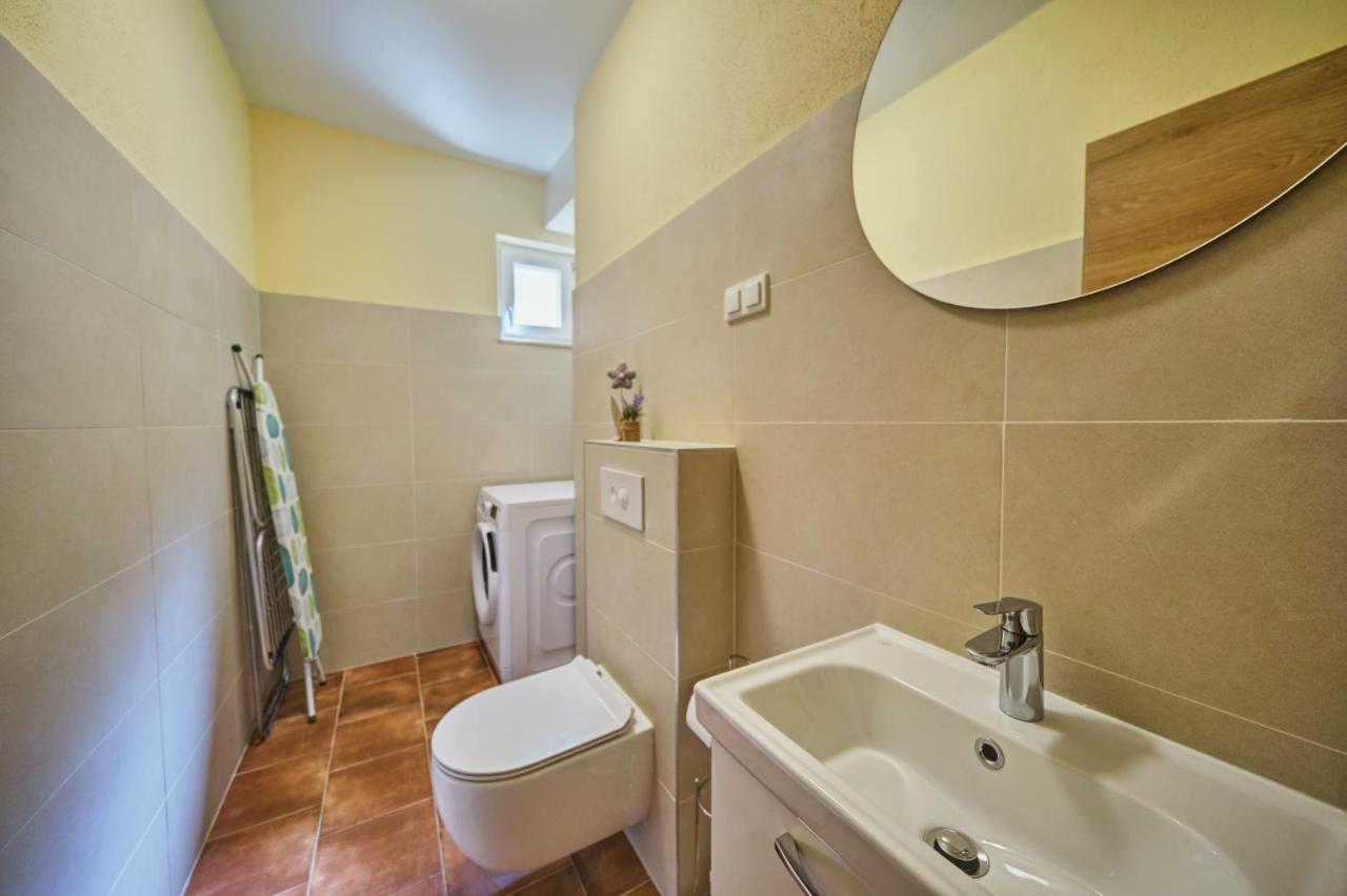 Anovi Holiday Homes By Litto Trogir Exteriör bild