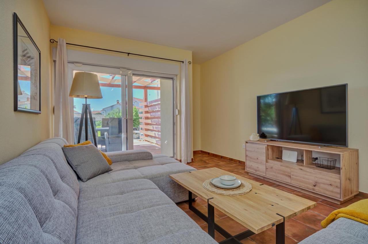 Anovi Holiday Homes By Litto Trogir Exteriör bild