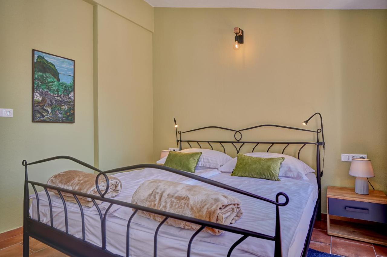 Anovi Holiday Homes By Litto Trogir Exteriör bild